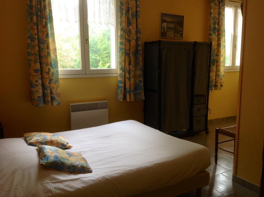 Logis Auberge De La Plaine La Rothière Oda fotoğraf
